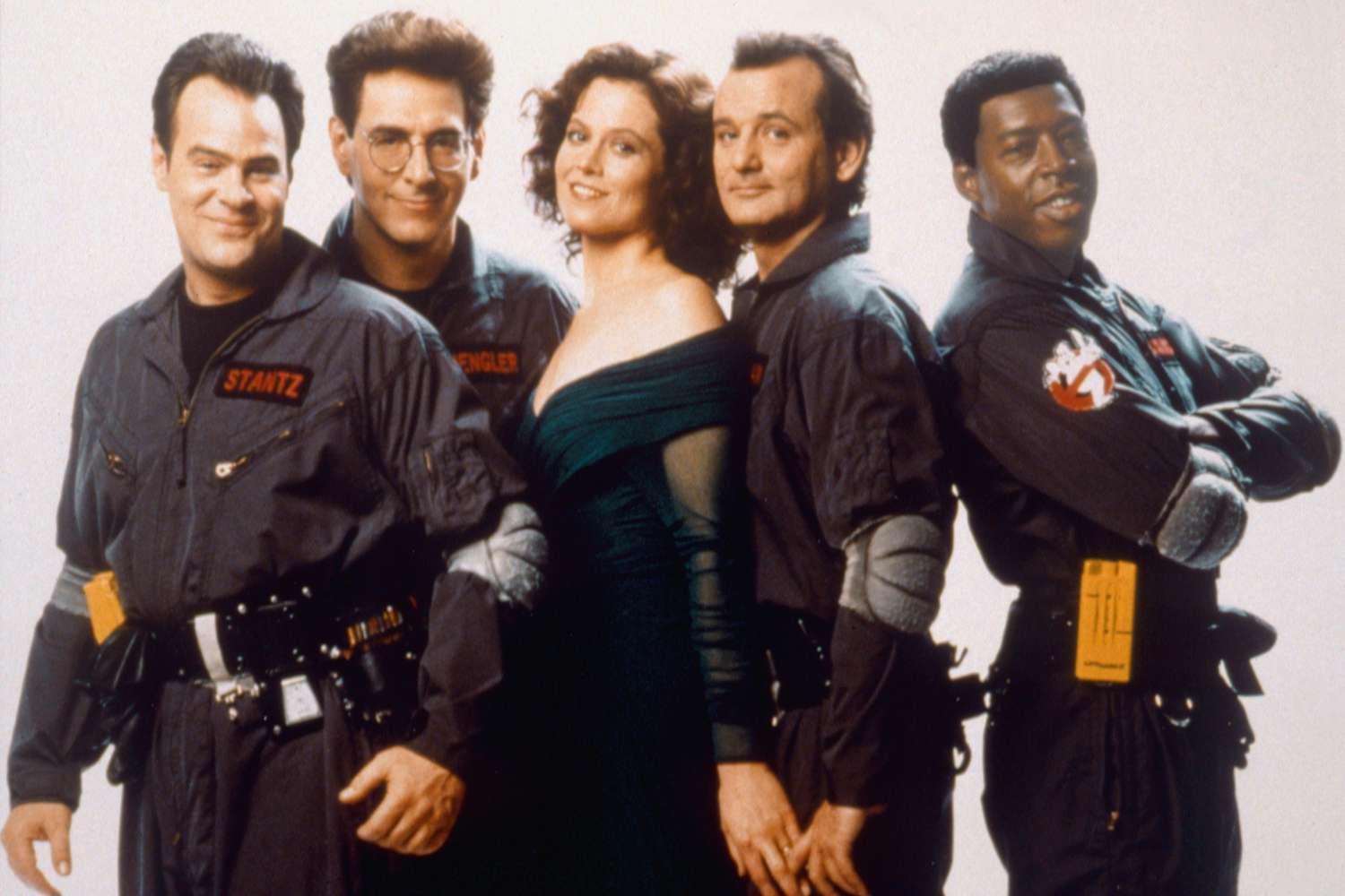 Cast of the 1984 film Ghostbusters featuring Bill Murray and Dan Aykroyd